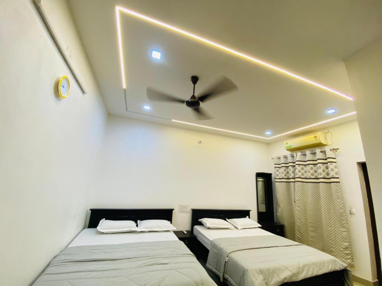 Hotel The Ocean View Ullāl Exterior foto