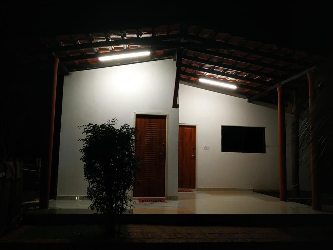 Hotel The Ocean View Ullāl Exterior foto