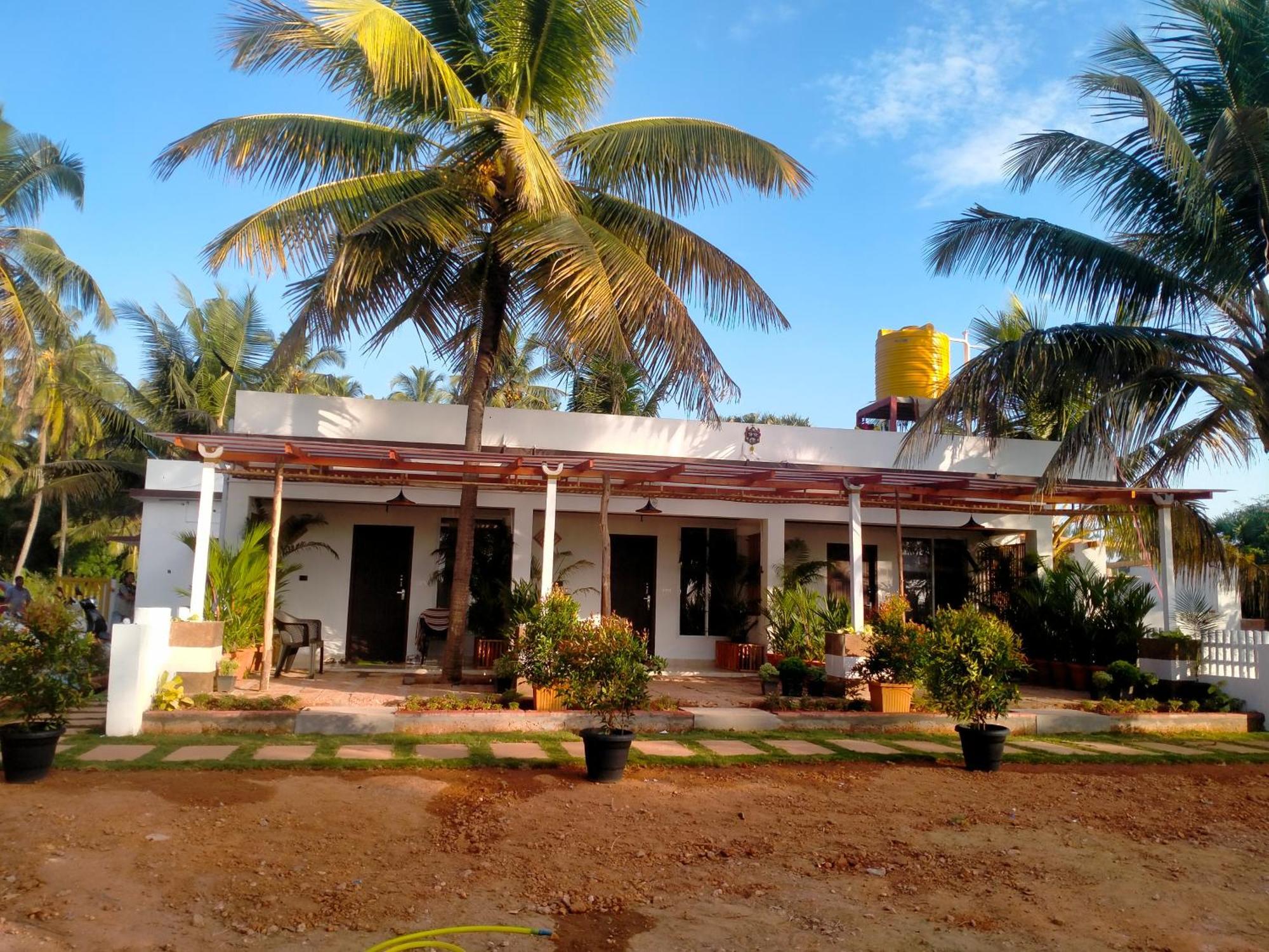 Hotel The Ocean View Ullāl Exterior foto